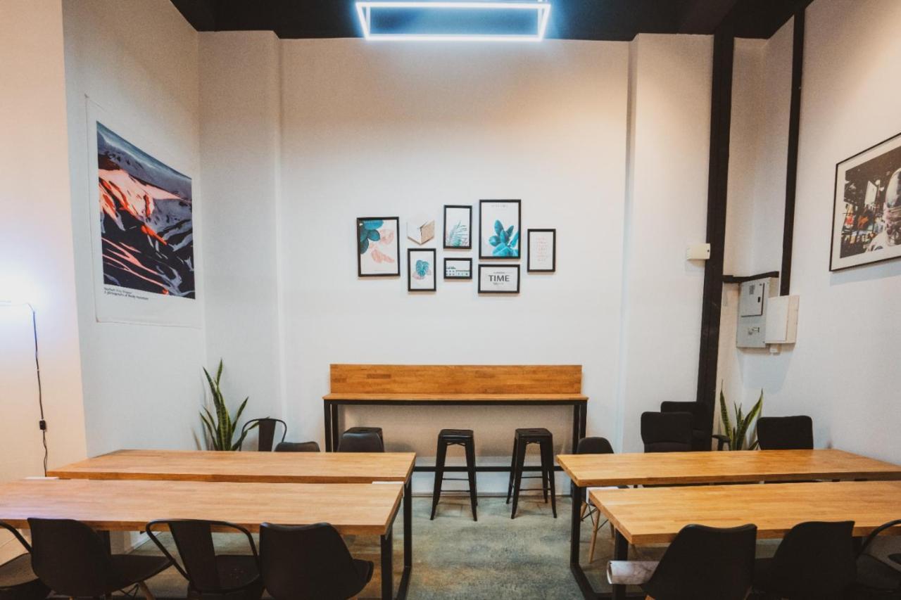 Hashtag.Capsule.Hostel Johor Bahru Exteriör bild
